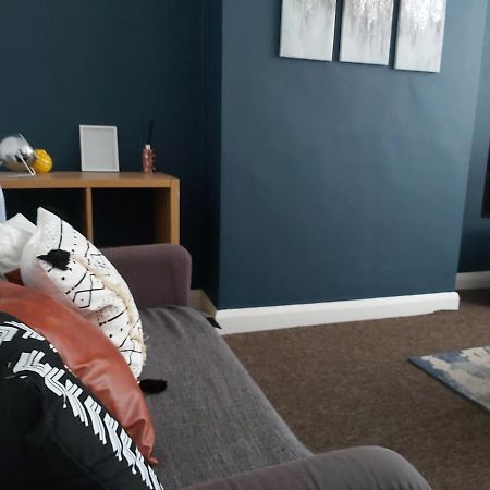 Comfy 4 Bed Home Away From Home Coventry Bagian luar foto